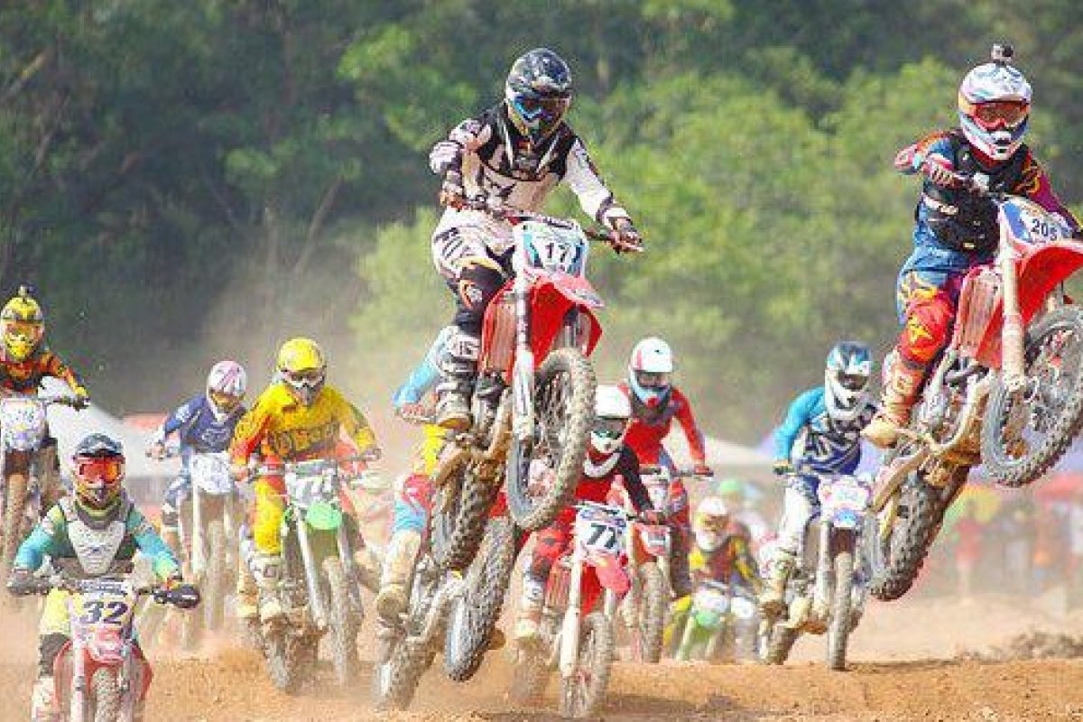 VÍDEO: Team Nordeste se apresenta para o brasileiro de motocross