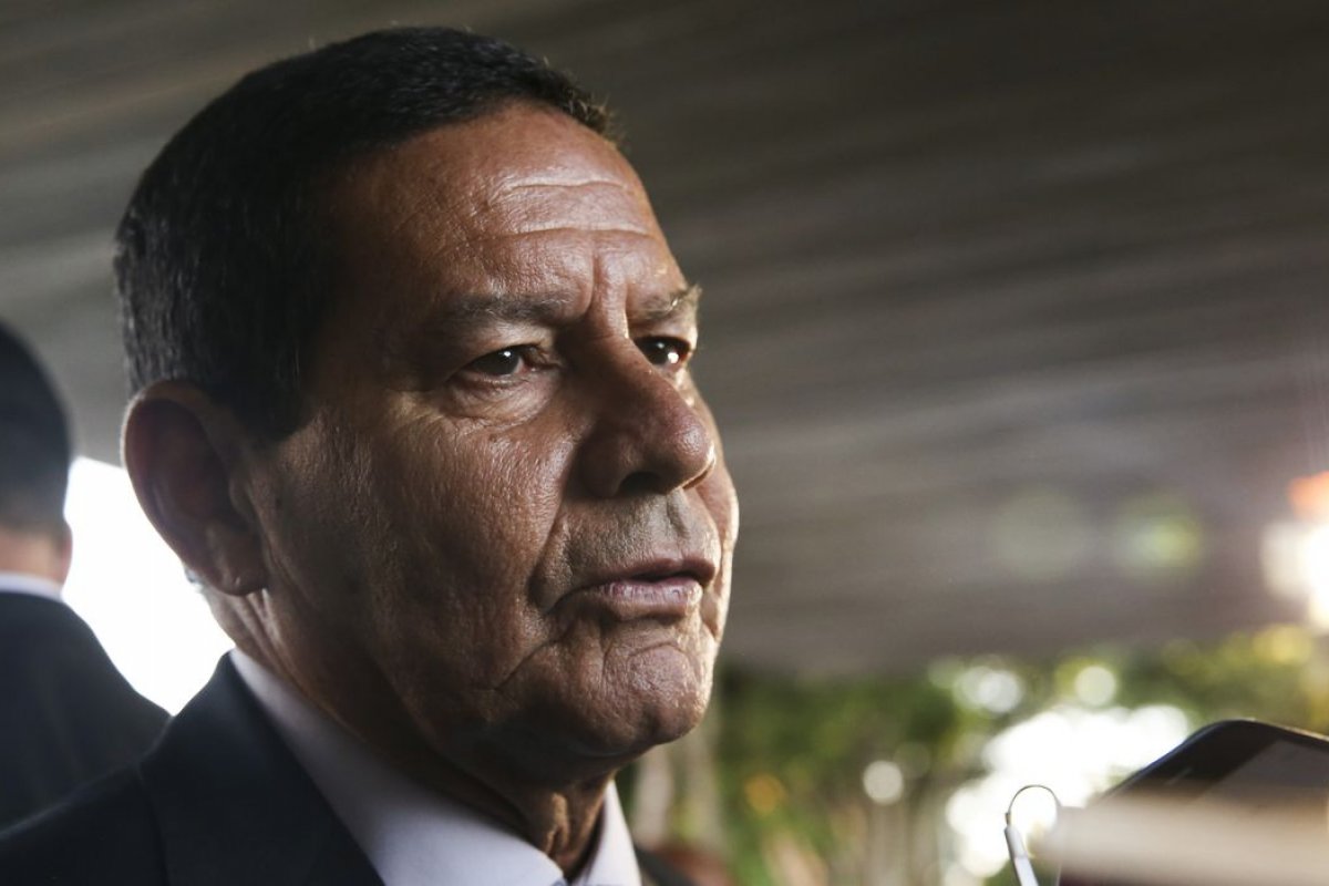 Hamilton Mourão diz que decide futuro político em março de 2022 ...